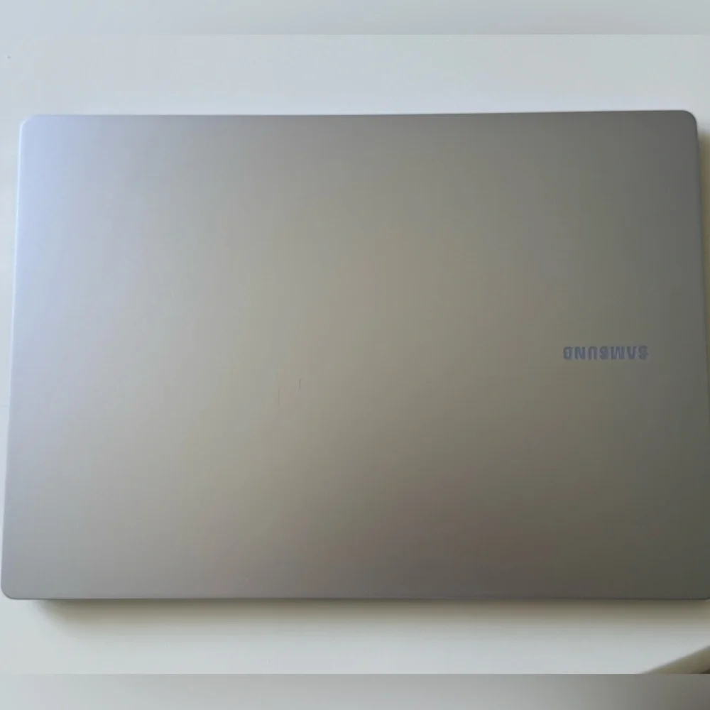 Samsung Galaxy Book 4 Edge 16”